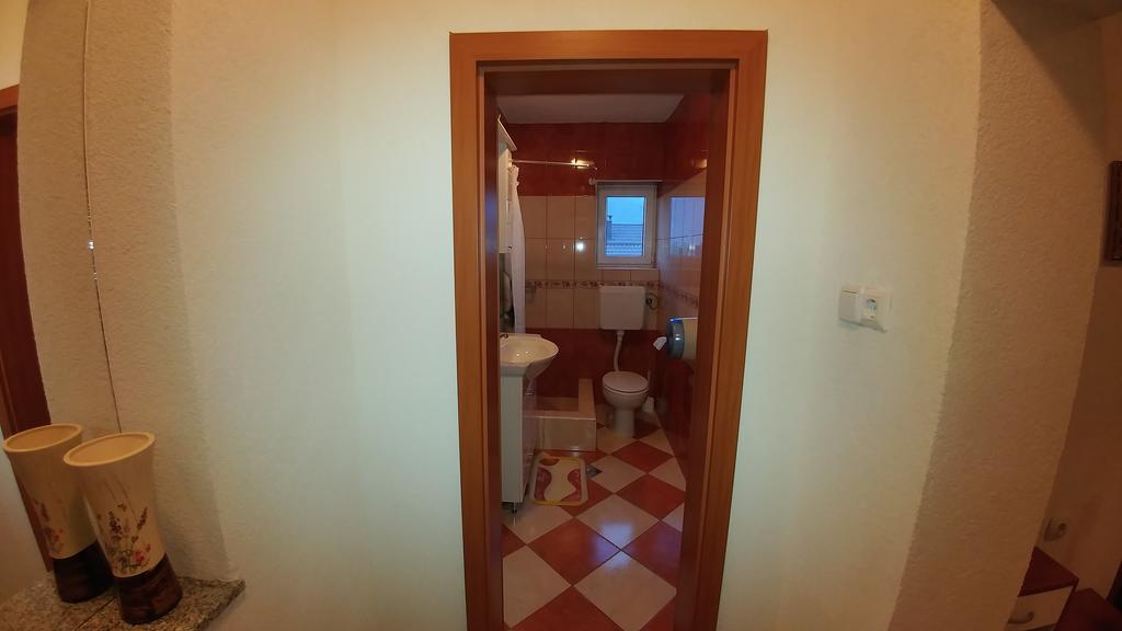 Guest House Mijic Korenica Exteriér fotografie